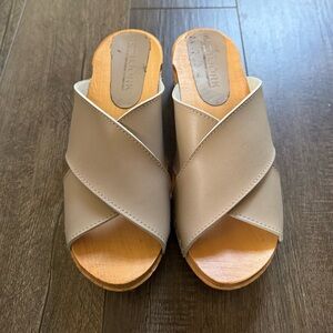 BJÖRK Swedish wood & leather clogs